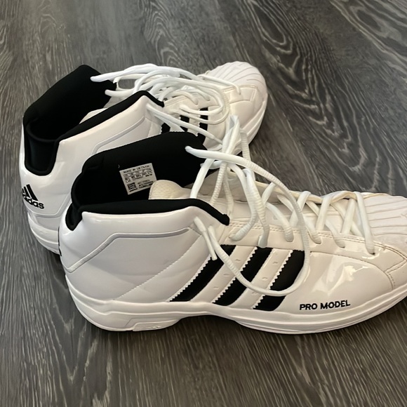 Adidas Pro Models - Picture 2 of 2